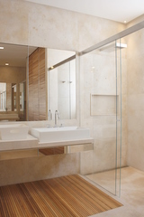 Design moderno substitui o tradicional ralo de PVC (Refinare/Divulga��o)