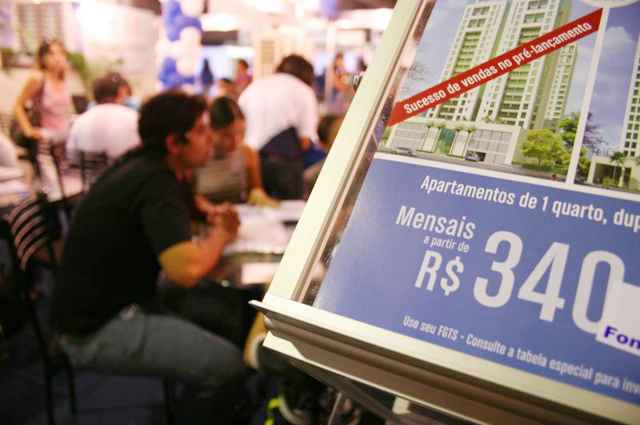 A alta foi sentida em agosto desse ano, quando o setor registrou um saldo de financiamento imobilirio para pessoas fsicas no valor de R$ 314,896 bi - A alta foi sentida em agosto desse ano, quando o setor registrou um saldo de financiamento imobilirio para pessoas fsicas no valor de R$ 314,896 bi (Daniel Ferreira/CB/D.A Press)