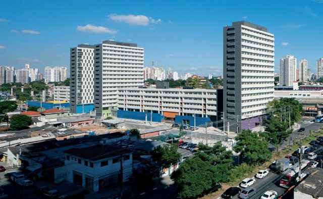 Conjunto Habitacional Jardim Edite (MMBB e H F) - Conjunto Habitacional Jardim Edite (MMBB e H F) (Divulgao/Leonardo Finotti)	
