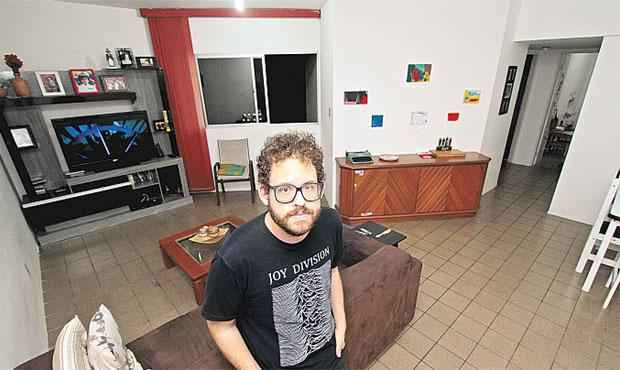 Bruno Nogueira encontrou em Olinda apartamento maior e com infraestrutura melhor do que na capital - Bruno Nogueira encontrou em Olinda apartamento maior e com infraestrutura melhor do que na capital (Roberto Ramos/DP/D.A Press)	
