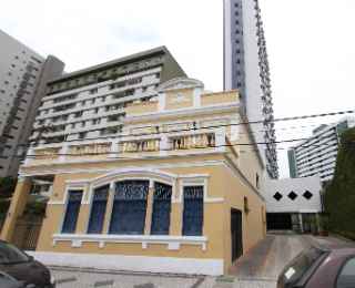A Carrilho resolveu transformar antiga casa no salo de festa do Margarida Renda Colonial - JLIO JACOBINA/DP/D.A. PRESS