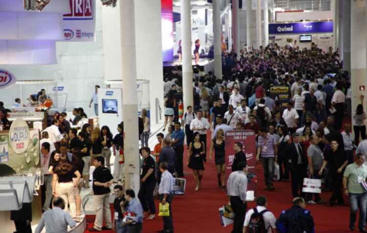 Evento contou com mais de 9 mil visitantes nos trs dias de feira - Feicon Batimat/Divulgao